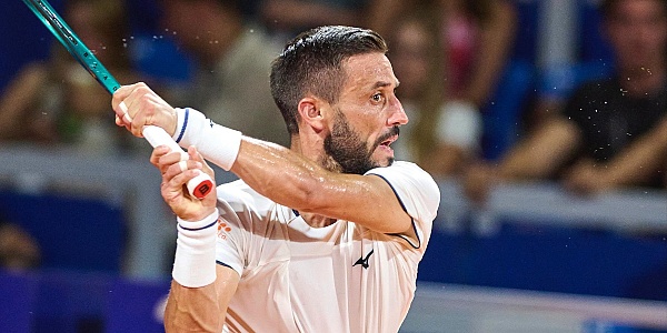 Džumhur nakon velike borbe poražen u finalu Umaga, Merida Aguilar osvojio prvu ATP titulu