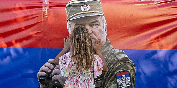Srbija je s Vučićem skočila nazad 30 godina: Miloševića su sahranili u dvorištu kuće, a sada nacionalistički orgijaju s Mladićem