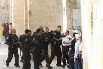 Novi sukobi Palestinaca i izraelske policije u džamiji Al-Aqsa