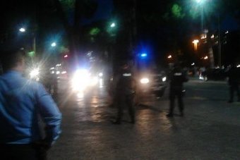 Kamenovan autobus s nogometašima Srbije u Tirani
