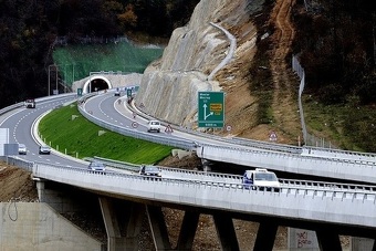 Izgradnja autoceste: Usvojen Prijedlog zakona o izmjeni i dopuni zakona o eksproprijaciji