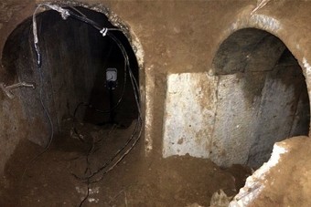 Egipatska vojska srušila tunel u Gazi: Spašeno sedam, traga se za još 21 palestinskim radnikom