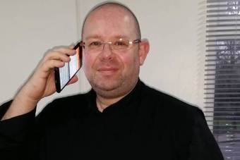 Budućnost je tu: Englez naručio telefon online, dobio ga za 20 minuta