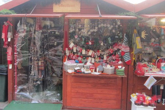 Holiday Market: Veliki izbor rukotvorina u kućici UdruŽene