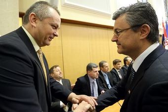 Hrvatska: Orešković prihvatio ostavku Crnoje
