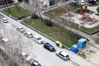 Na travi u Zagrebu ispisano "Tito"