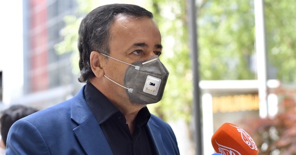 Zvonko Marić: Nabavka respiratora je skandalozna, institucije moraju ...