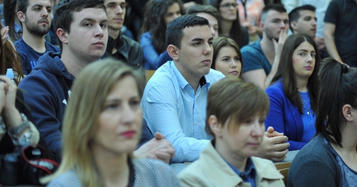 Studenti U Sarajevu Traže Od Nadležnog Ministarstva Saglasnost Za ...