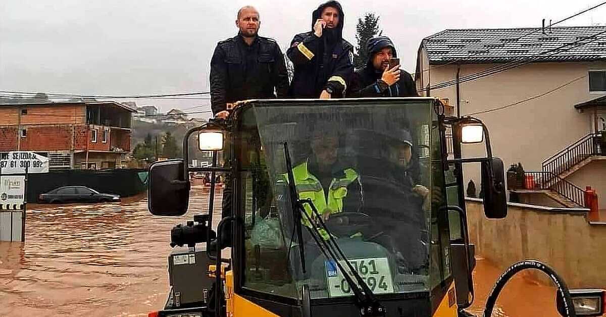 Konaković, Okerić i Delić na bageru obilaze poplavljena područja u Sarajevu