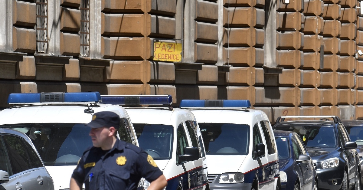 Istukao ih navodno jer su mu smetali laserom #opcinskisudsarajevo #alenpleh