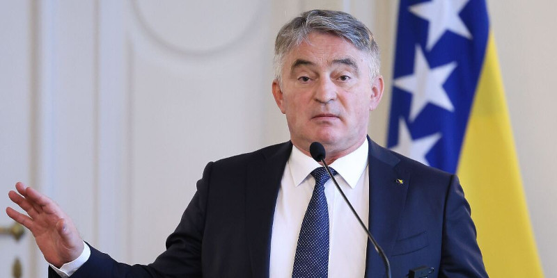 Nije pristojno da uplićemo pitanje Kosova u priču s predsjednikom Albanije Nije pristojno da uplićemo pitanje Kosova u priču s predsjednikom Albanije