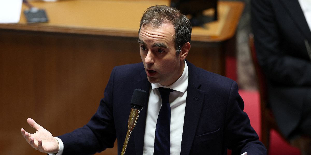 Socijalisti "spasili" Macrona i njegovog premijera, ne planiraju rušiti novu vladu