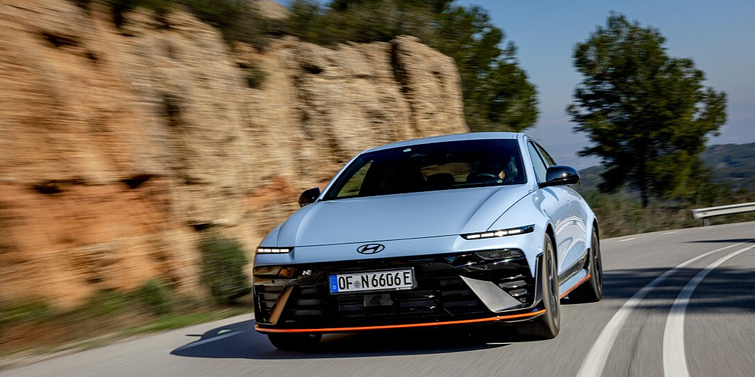 Vozili smo Hyundai Ioniq 6 N: Električni uragan koji se vozi, drifta i zvuči kao čistokrvni sportista