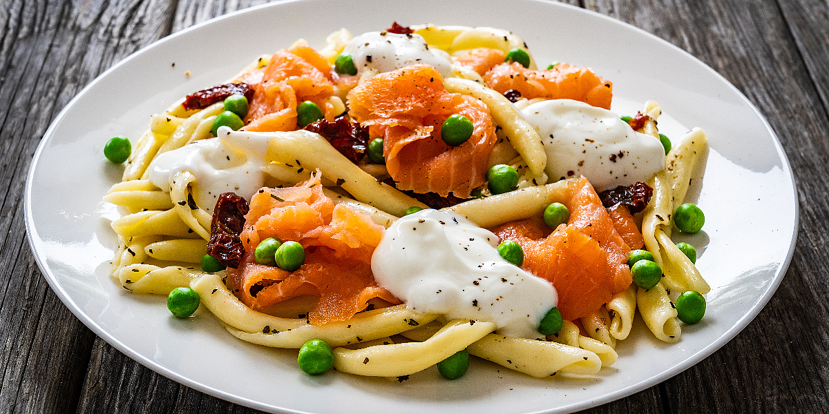 Jednostavno i hranjivo jelo: Pripremite kremastu pastu s lososom