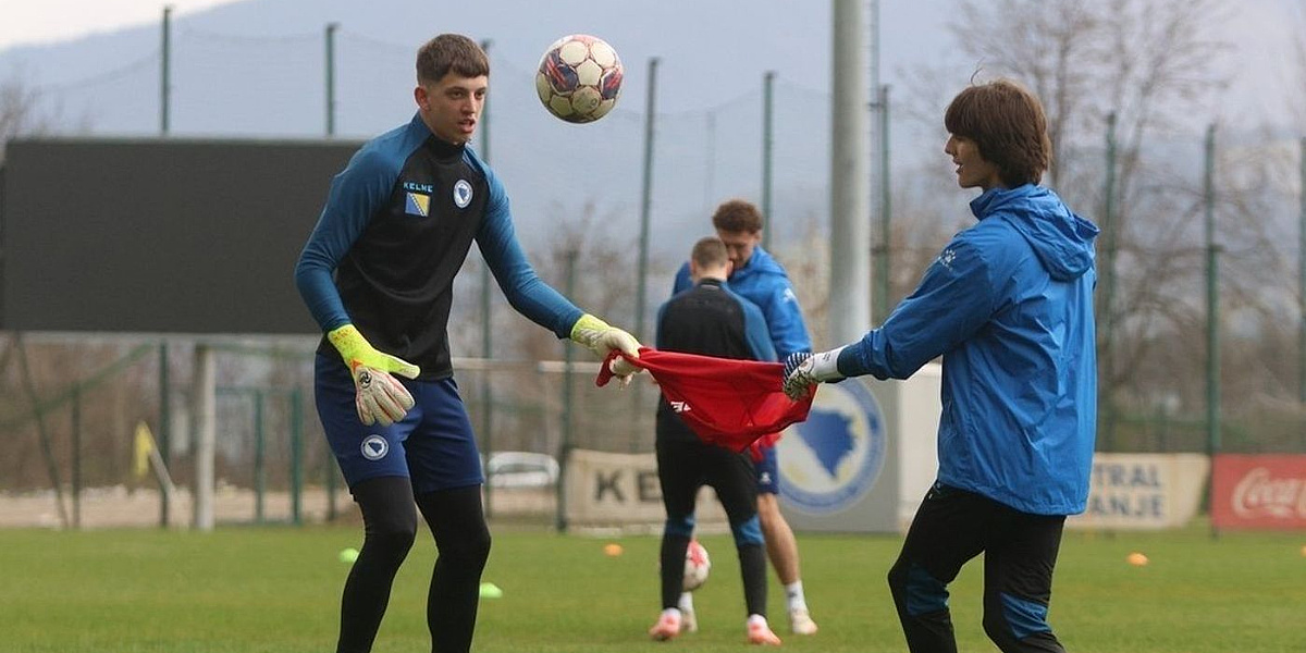 Golman Eintrachta Amil Šiljević odabrao BiH umjesto Srbije, naknadno pozvan u reprezentaciju