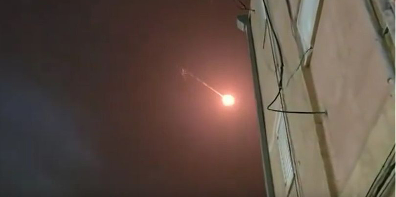 Iranci ponovo lansirali raketu sa kasetnim bombama na Tel Aviv: Jedna osoba poginula, više ranjenih