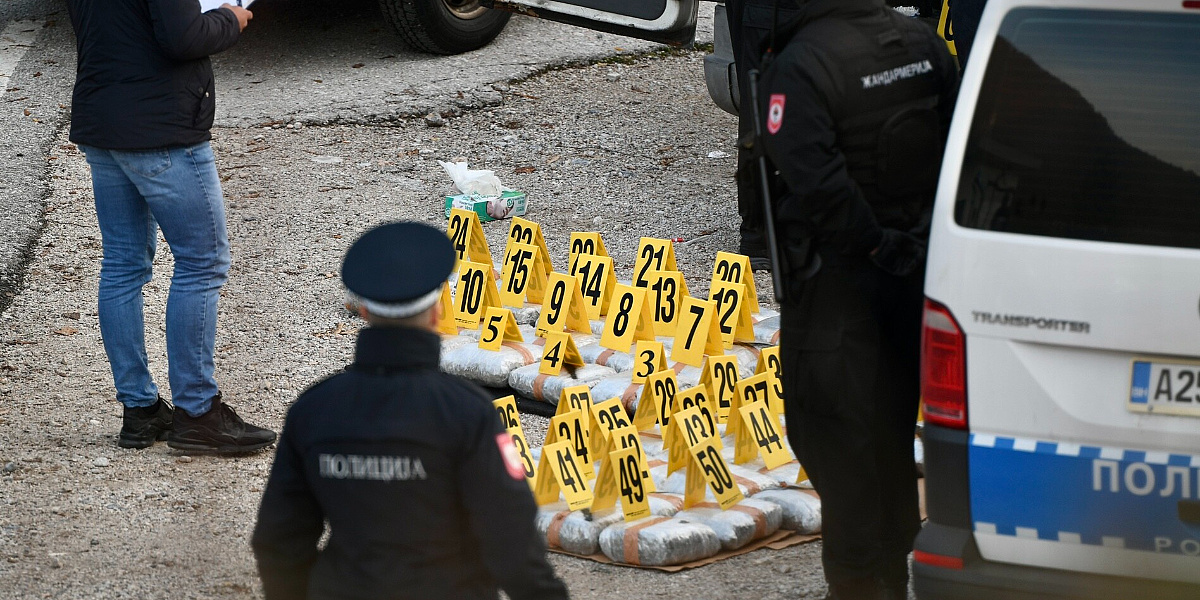 Hapšenja u RS-u zbog dječije pornografije: Oduzeti telefoni, kartice i droga