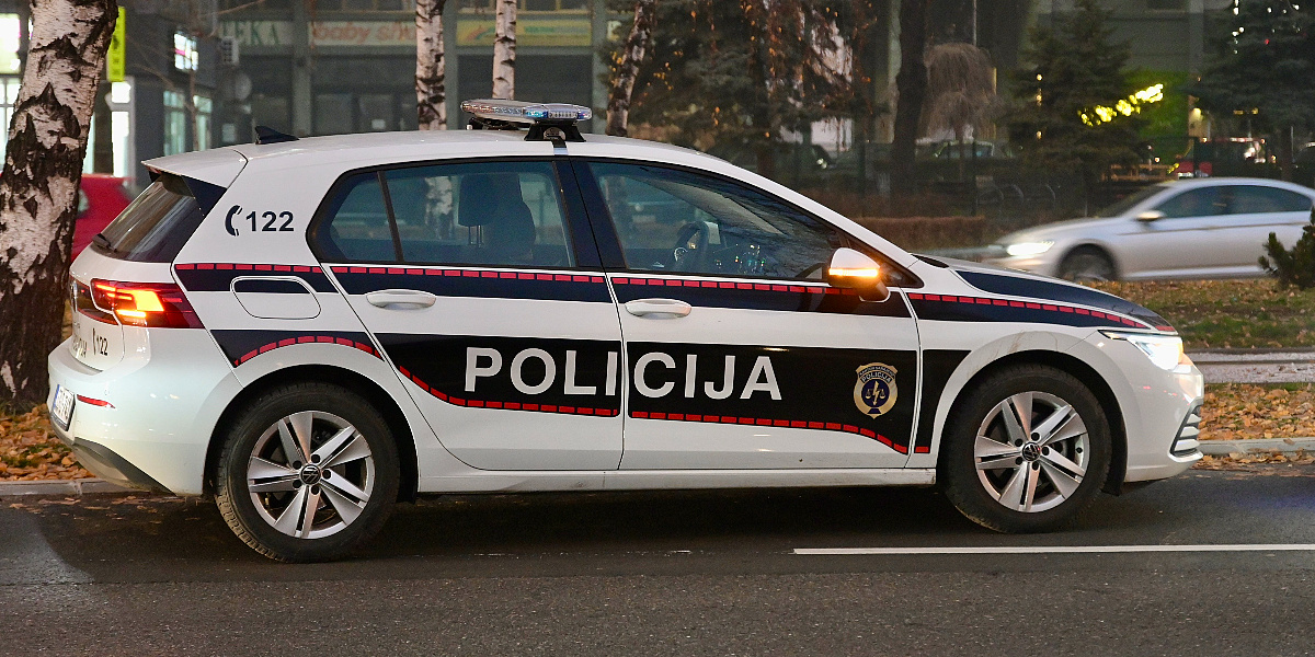 Saobraćajna nesreća u Alipašinoj ulici u Sarajevu, pričinjena materijalna šteta