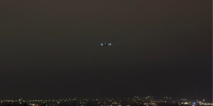 Ciao amici! Italijanski avion obavijen tugom poletio iz Sarajeva, navijači ga snimaju iz daljine