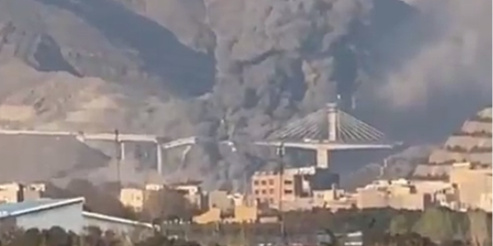 Trump objavio snimak rušenja najvećeg mosta na Bliskom istoku i zaprijetio: 