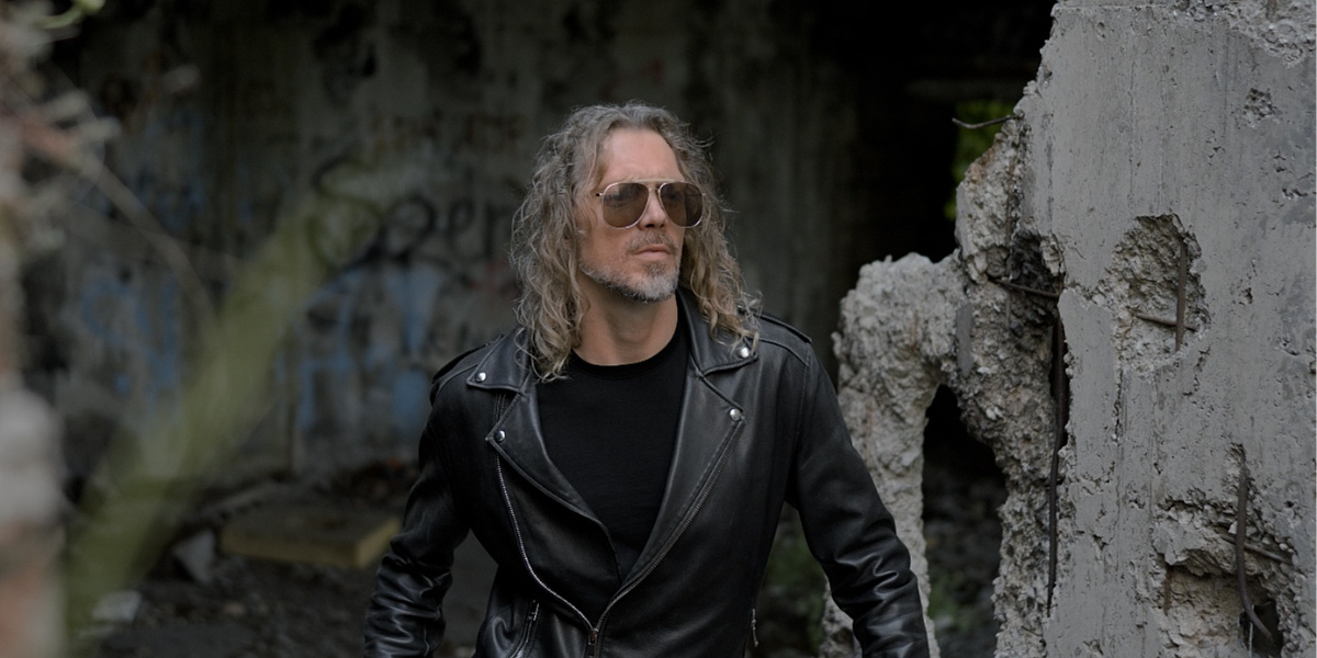 Dino Džihić objavio pjesmu 