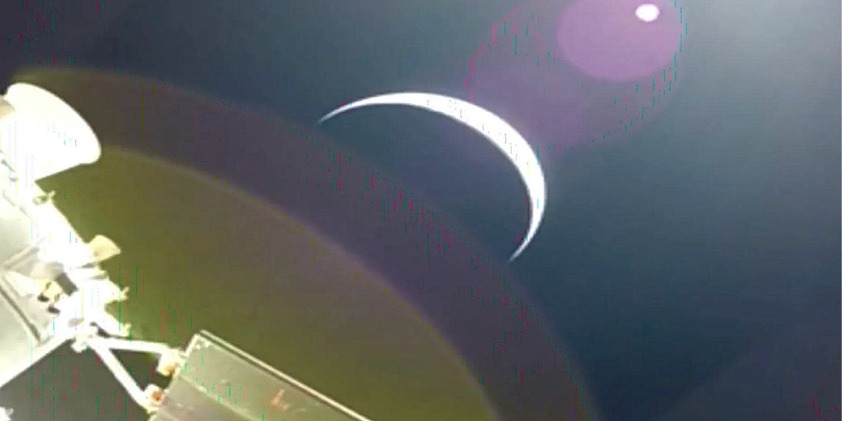 Posada misije Artemis II napustila Zemljinu orbitu