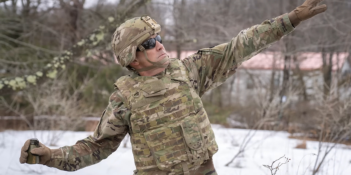 Nema više skrivanja iza zidova: Američka vojska predstavila ručnu bombu koja ubija udarnim valom