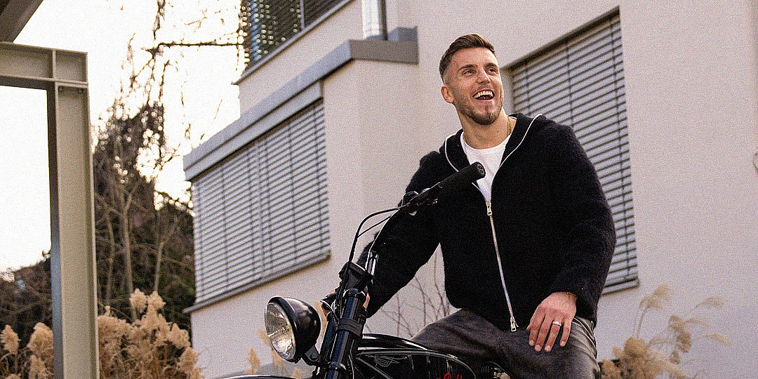 Demirović objasnio plan za besplatno pivo navijačima, kod kuće ga kritikovali zbog obećanja