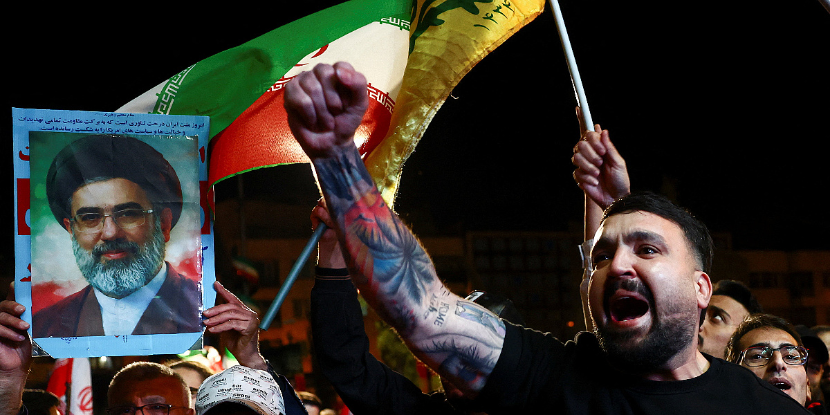 Hiljade Iranaca izašlo na glavni trg u Teheranu nakon objave o primirju