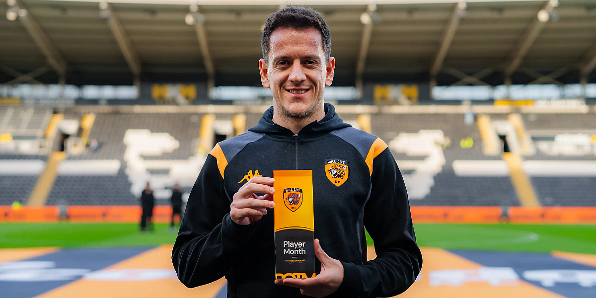 Amir Hadžiahmetović proglašen za najboljeg igrača mjeseca Hull Cityja