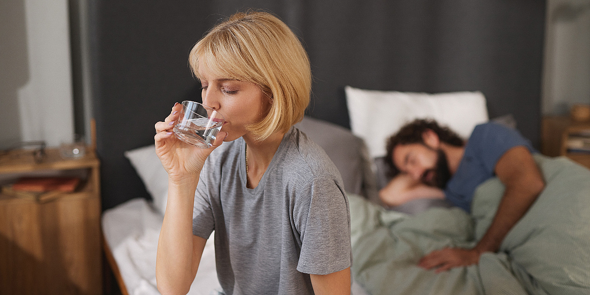 Zašto biste odmah nakon buđenja trebali popiti čašu vode