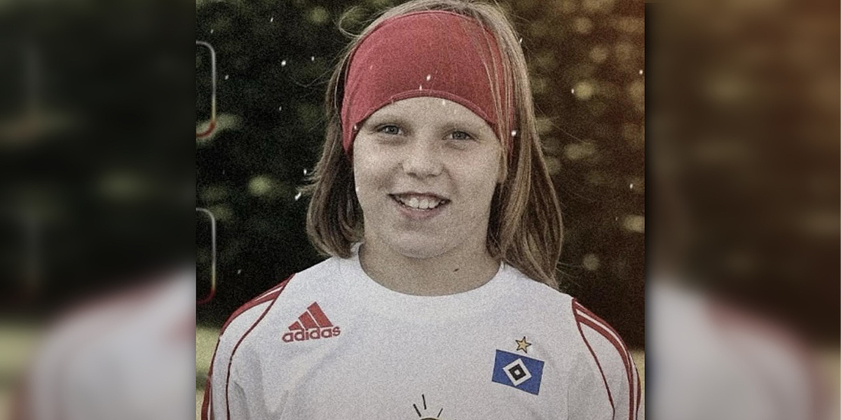 Ovo je fotografija reprezentativca BiH s početka karijere, prepoznajete li ga?