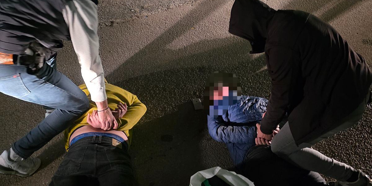 Policija u Prijedoru uhapsila dvije osobe iz Sarajeva, pronađeno 1,5 kilograma spida i marihuana