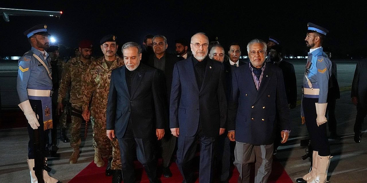 Crveni tepih za iransku delegaciju: Feldmaršal Munir dočekao politički i vojni vrh Teherana u Pakistanu