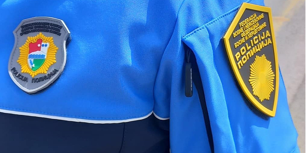 Travnik: Muškarac (24) vozilom udario devetogodišnje dijete i ženu pa pobjegao s mjesta nesreće