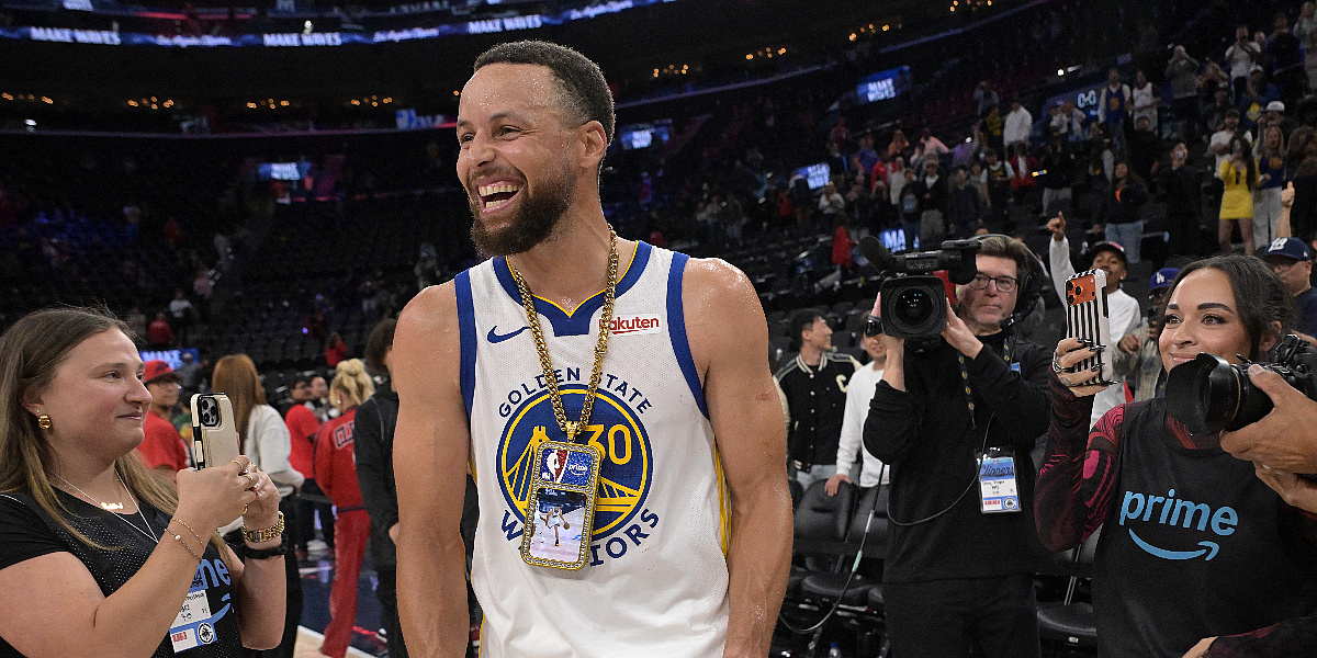 Golden State čudesnim preoketom srušio LA Clipperse, Philadelphia izborila okršaj s Bostonom