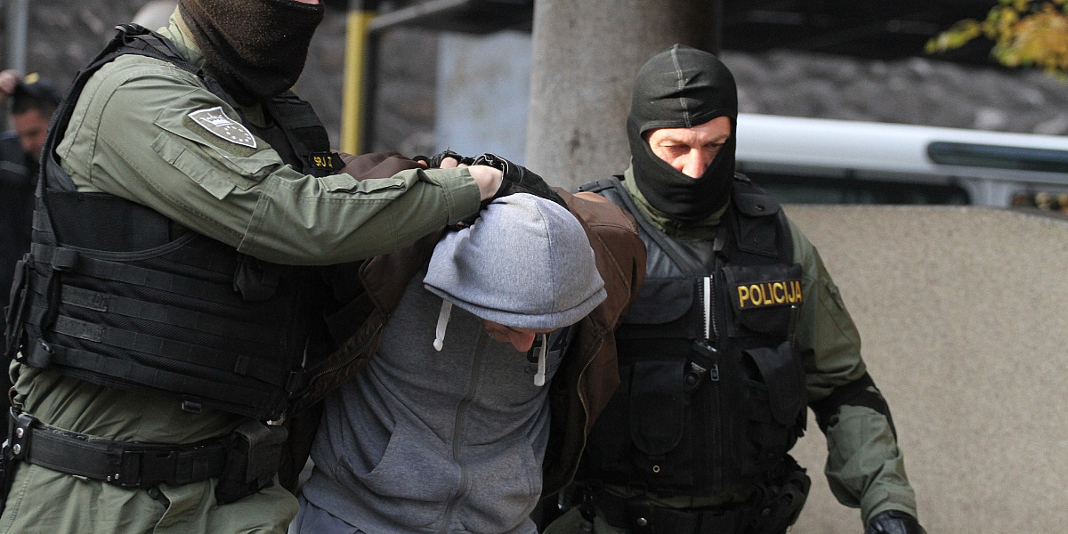 Epilog policijske akcije u Zeničko-dobojskom kantonu: Uhapšeno 19 osoba, pronađena droga