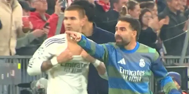 Dani Carvajal skoro nasrnuo na sudiju Vinčića: 