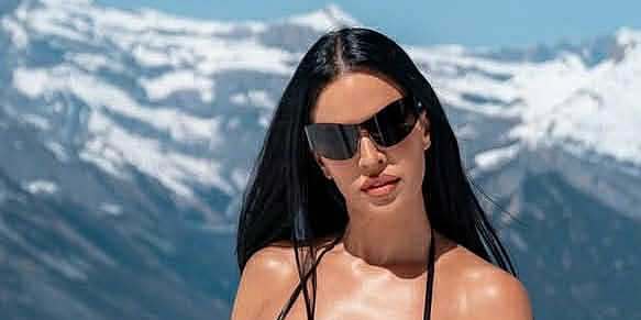 Ivana Knoll se skinula u minijaturni bikini na snijegu: Počastila pratitelje vatrenim izdanjem