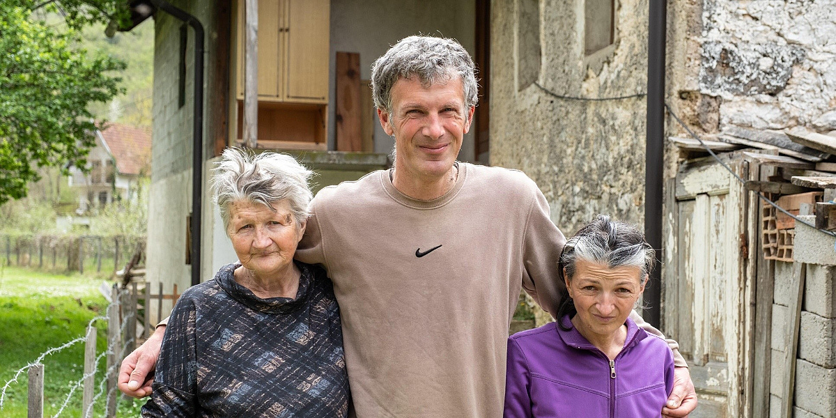 Sakupljena pomoć za porodicu Halvadžija uz pomoć bh. građana, najveći dio donirao Jusuf Nurkić