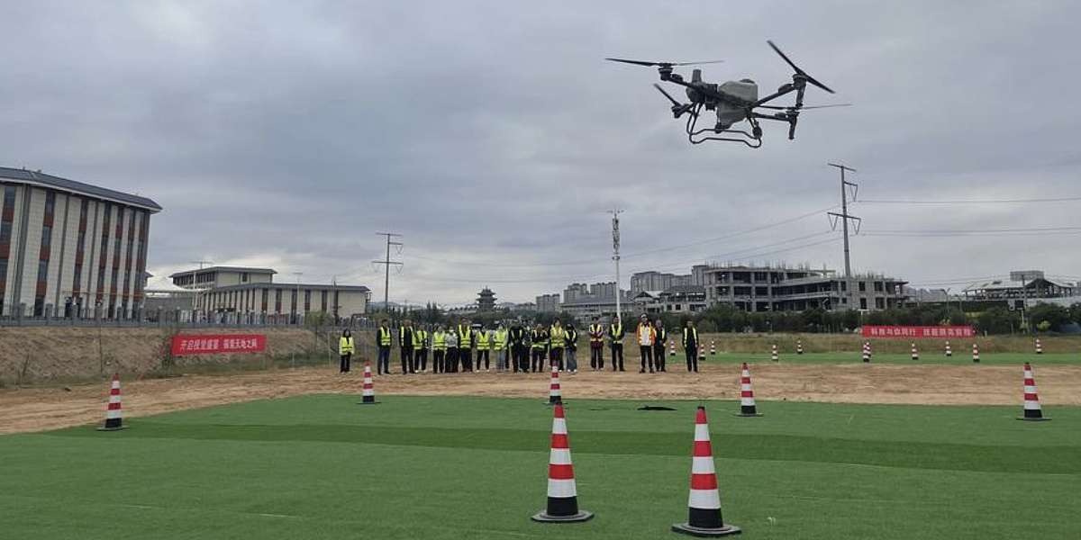 Kina demonstrirala mikrovalni snop koji puni dronove u letu i nastavlja isporuku energije
