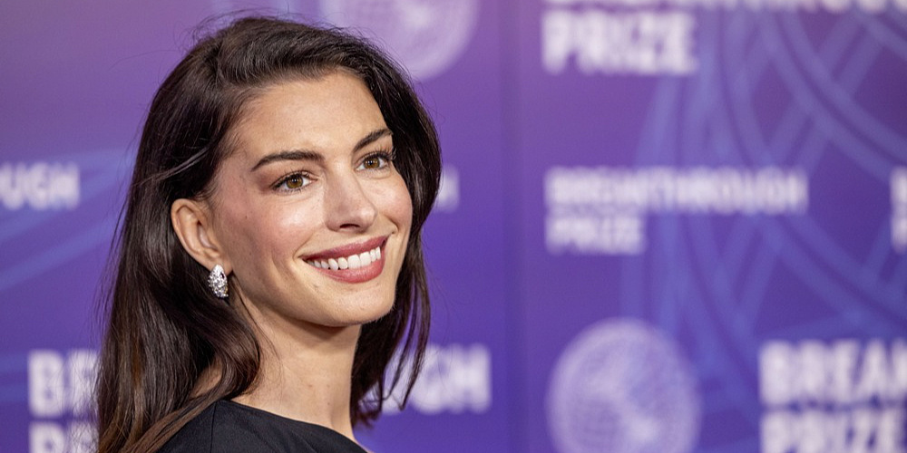 Magazin People proglasio Anne Hathaway najljepšom ženom svijeta za 2026. godinu