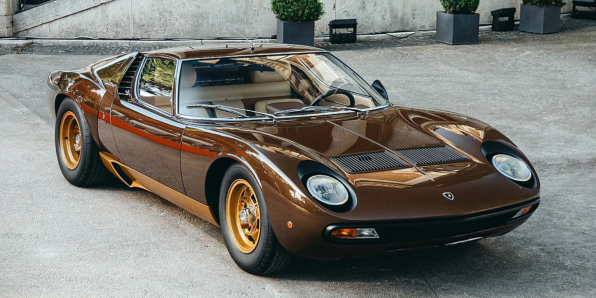 Savršeno restauriran Lamborghini Miura SV bio je zvijezda izložbe u Rimu