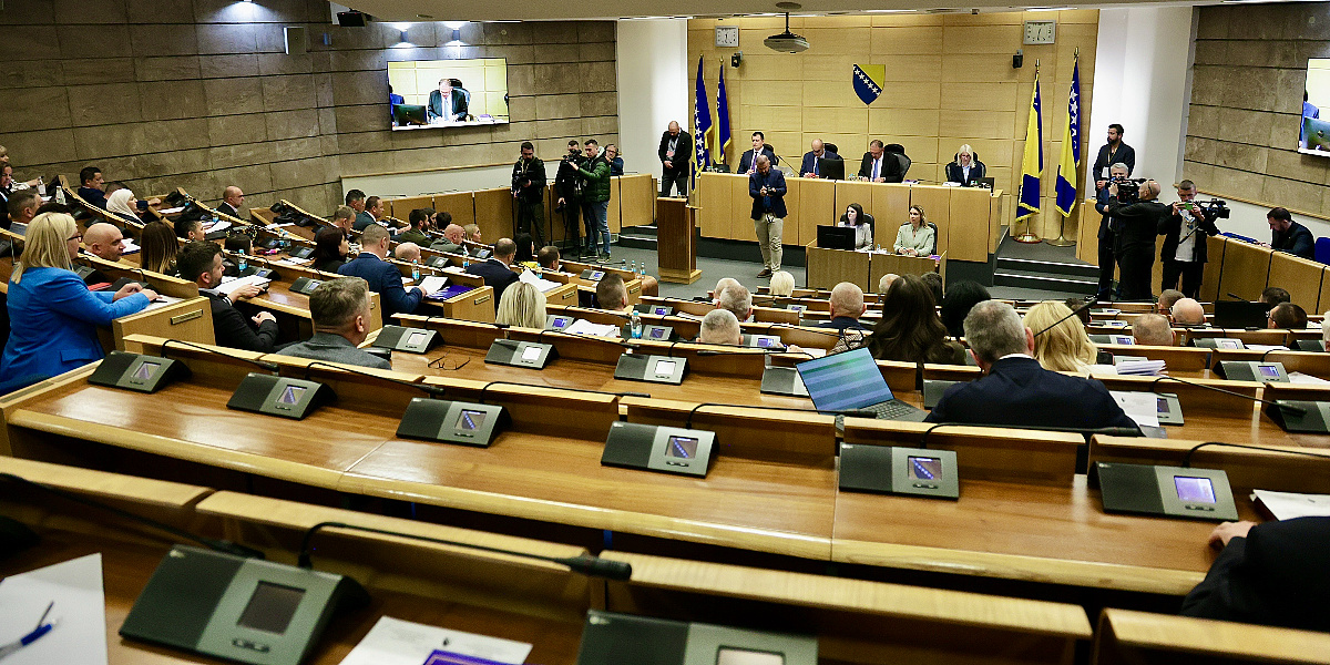 Zbog čega HDZ u Domu naroda FBiH blokira javnu raspravu o pitanju prisustva pratnje na porodu?