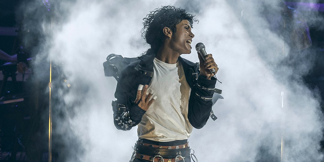 Nižu se reakcije na novi biografski film o Michaleu Jacksonu, kritičari navode da je 