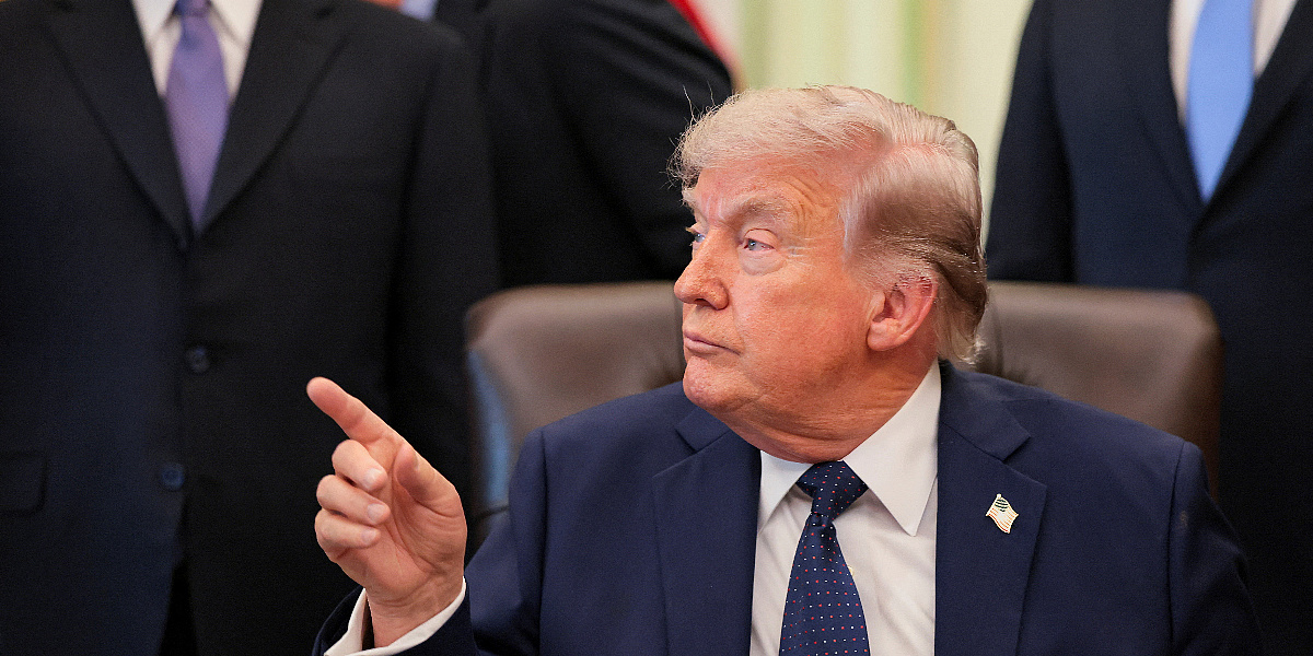 Novinarka upitala Trumpa da li će koristiti nuklearno oružje u Iranu, on ljutito odgovorio