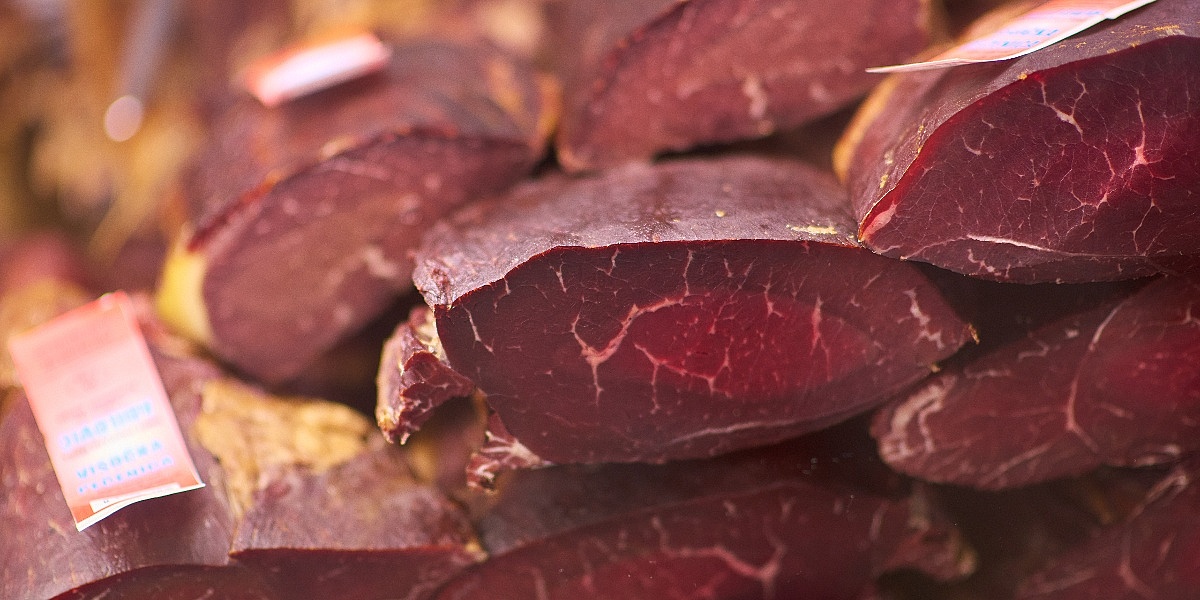 TasteAtlas objavio listu najboljih suhomesnatih proizvoda svijeta, na prvom mjestu ono iz BiH