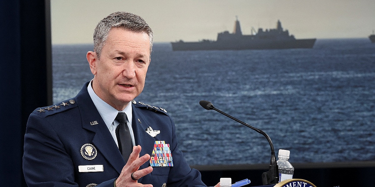 General Caine o pogotku iranskog broda: Ispalili smo pet upozoravajućih, a onda i devet preciznih hitaca