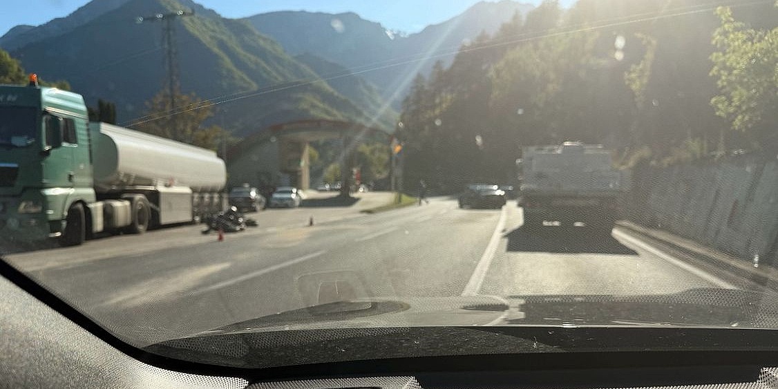 Jablanica: Dvije saobraćajne nesreće u razmaku od 100 metara, nastale velike gužve