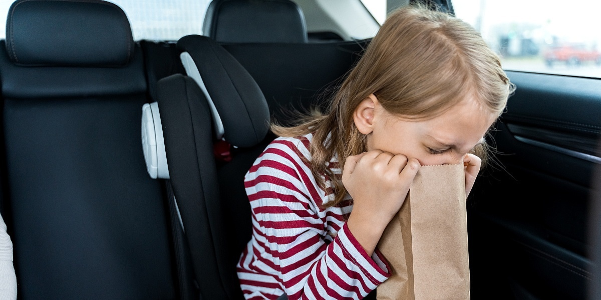 Kako spriječiti mučninu tokom putovanja kod djece: Savjeti za ugodniju vožnju